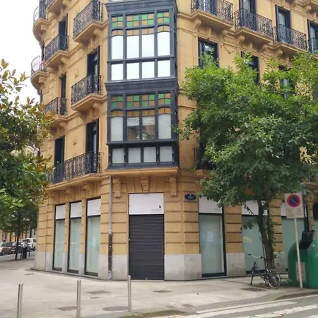 Centrico Y Amplio. Impecable. Restaurantes Bares شقة