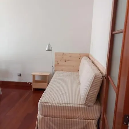 דירה Centrico Y Amplio. Impecable. Restaurantes Bares